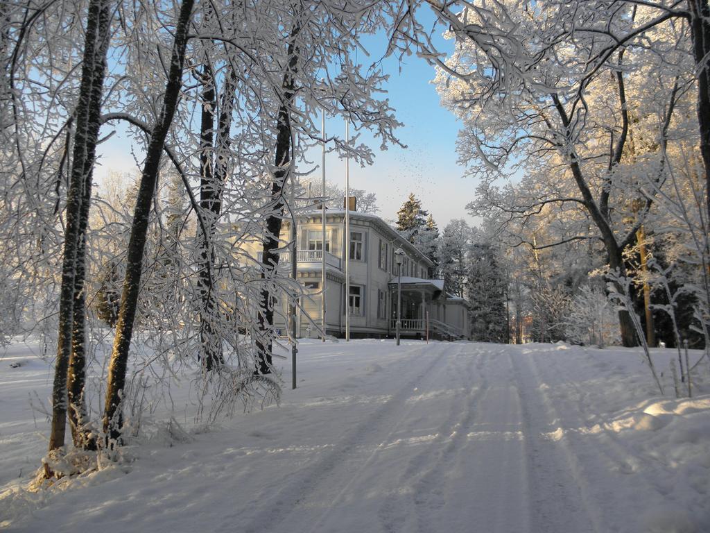 Bed and Breakfast Neitsytniemen Kartano Иматра Экстерьер фото