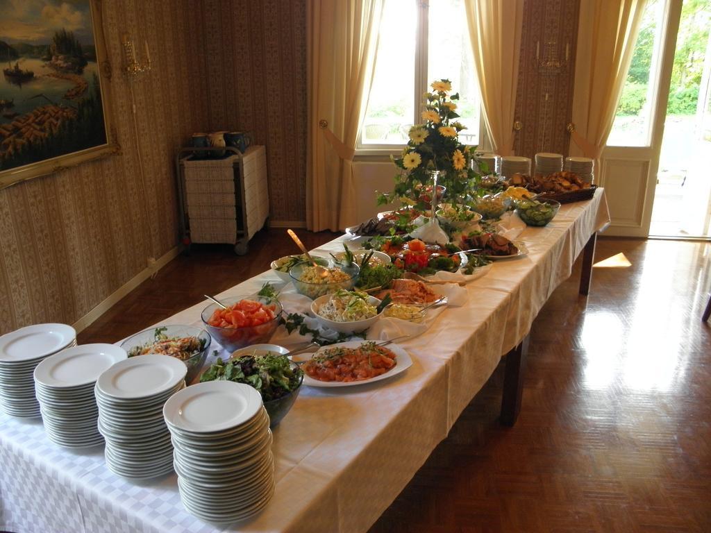 Bed and Breakfast Neitsytniemen Kartano Иматра Экстерьер фото