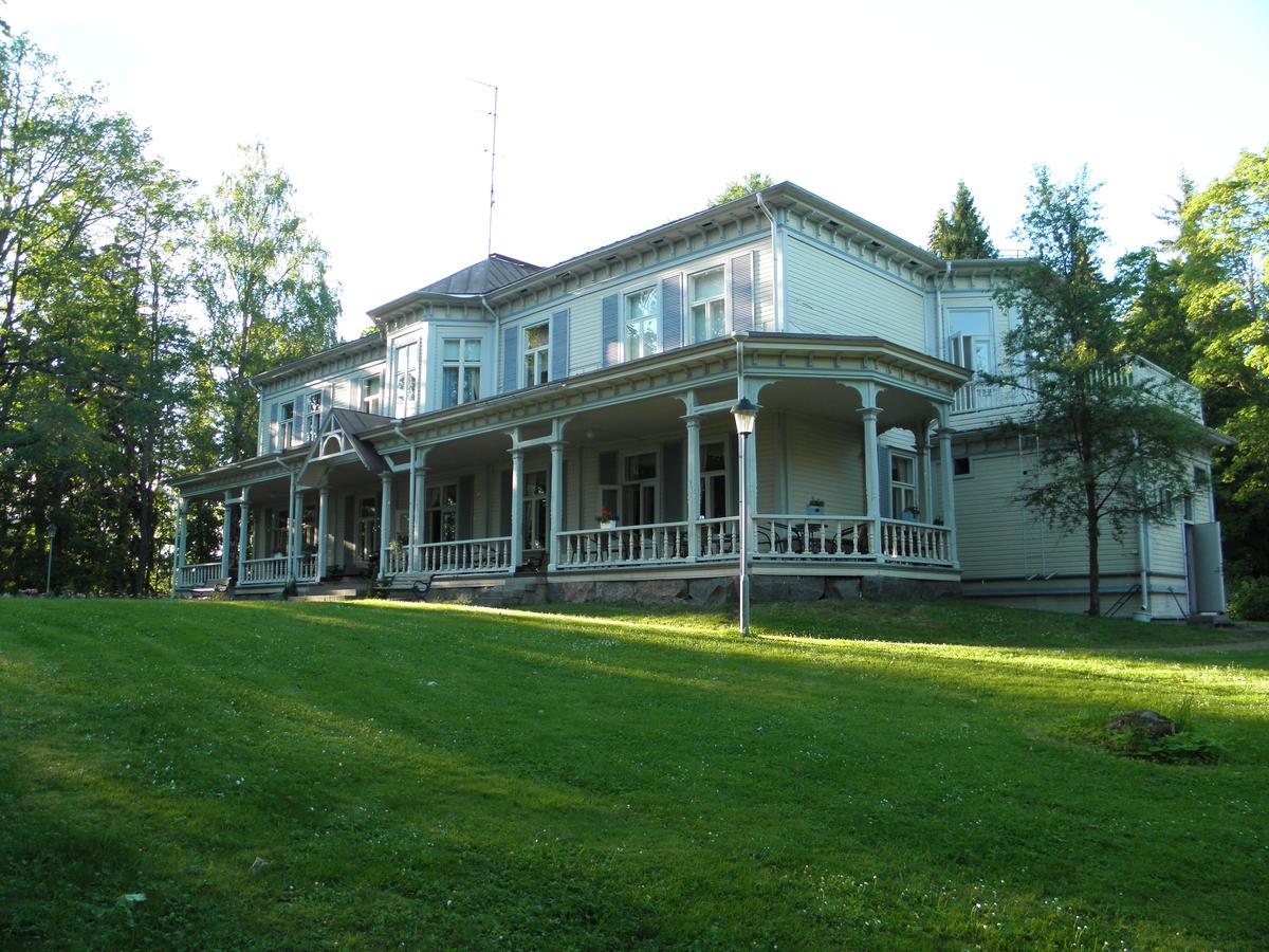 Bed and Breakfast Neitsytniemen Kartano Иматра Экстерьер фото